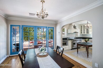 1301 W Palm dining 1