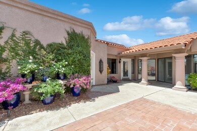 8650 E Via Del Arbor-6