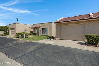 748 S Privet Way unit 20, Mesa, AZ 85208 - photo 3