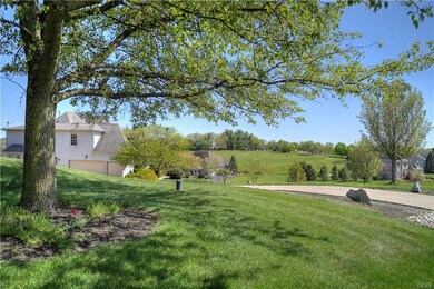 2670 Whitetail Deer Dr, Bath, PA 18014 - photo 7