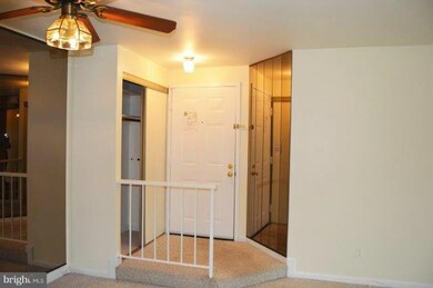 5918 Cove Landing Rd unit 203, Burke, VA 22015 - photo 3