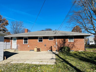 1381 Evaline Dr, Columbus, OH 43224 - photo 5