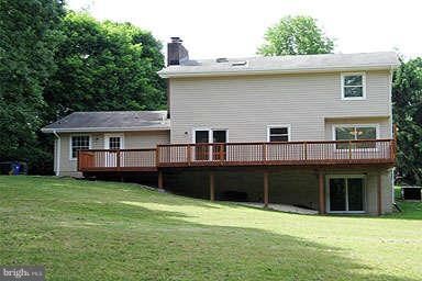 10722 Pheasant Dr, Clarksburg, MD 20871 - photo 3