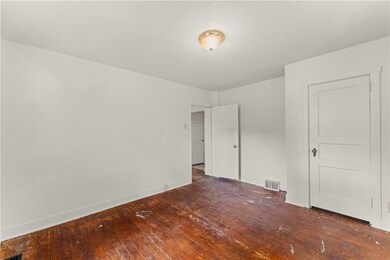 120 Grohman Rd, Butler, PA 16002 - photo 7