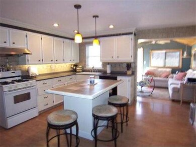 34 Governors St, Worcester, MA 01606 - photo 7