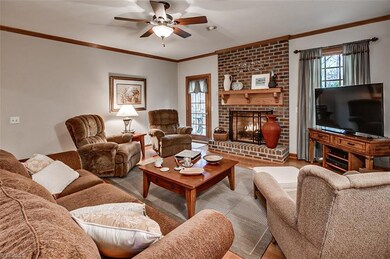 1018 Anns Ct, Asheboro, NC 27205 - photo 3