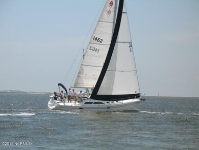 724 N Howe St, Southport, NC 28461 - photo 5