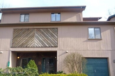 7243 Onawa Ct unit D2, Cresco, PA 18326 - photo 2