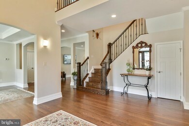 6632 Beacon Ln, Falls Church, VA 22043 - photo 4