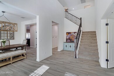 2744 E Gillcrest Rd-5