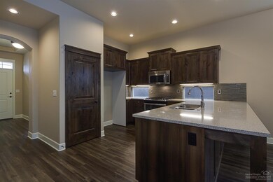 20892 Gateway Dr, Bend, OR 97702 - photo 5