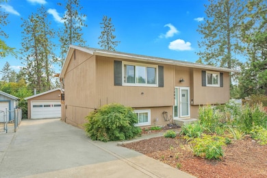 1404 E 35th Ave, Spokane, WA 99203 - photo 2