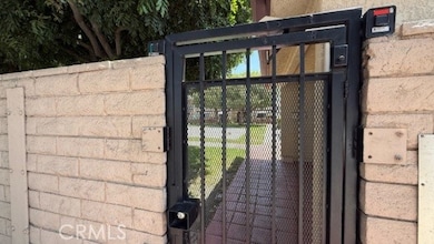 13900 Studebaker Rd unit 19, Norwalk, CA 90650 - photo 4