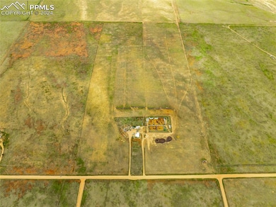 34580 Hanisch Rd, Calhan, CO 80808 - photo 2