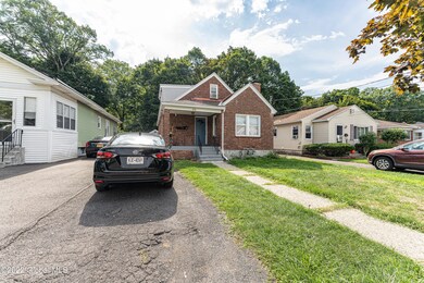 45 Holmes Ct, Albany, NY 12209 - photo 4