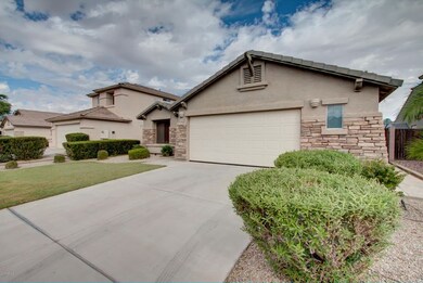 3142 E Bellerive Dr-3