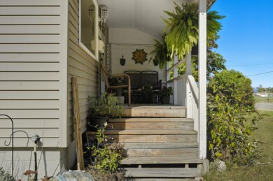 2006 Vine St, Manistee, MI 49660 - photo 5