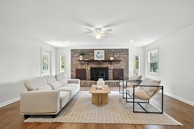 907 2nd Ave SE, Steinhatchee, FL 32359 - photo 2