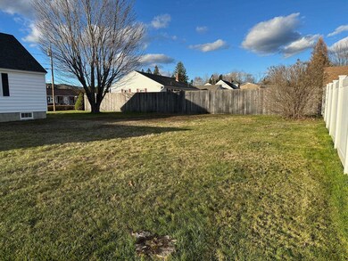 24 Haven Ave, Berlin, NH 03570 - photo 6