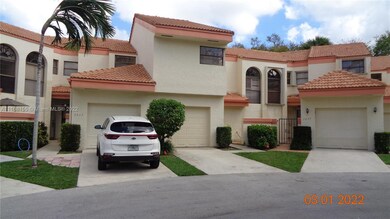 1 CAR GARAGE