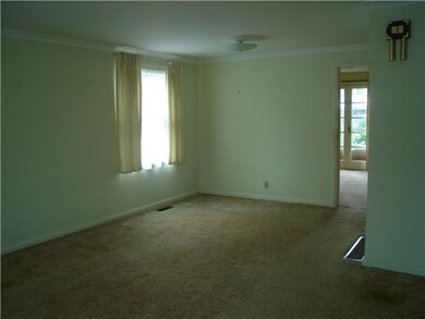 Dining Room Liv/Dining Combo