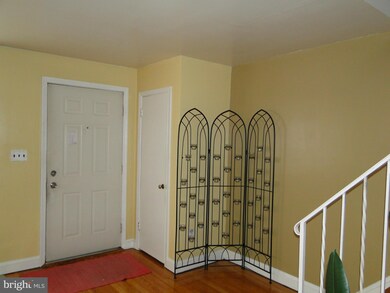 6541 Hilltop Ave, Baltimore, MD 21206 - photo 4