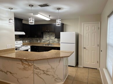 5402 Marcella Ave unit 302 A, Laredo, TX 78041 - photo 6