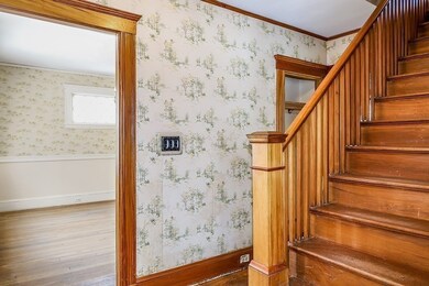 190 Harvard Cir, Newtonville, MA 02460 - photo 3