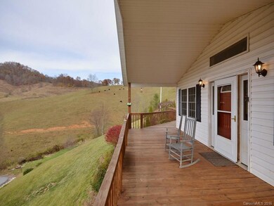 482 Duncan Rd, Burnsville, NC 28714 - photo 4