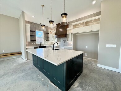 901 Greenhorn St, Centerton, AR 72719 - photo 4