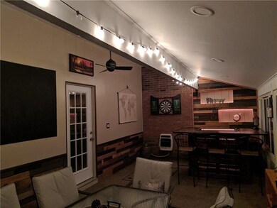 660 Georgetown Village, Indiana, PA 15701 - photo 4