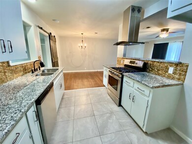 3116 12th St, Bay City, TX 77414 - photo 6