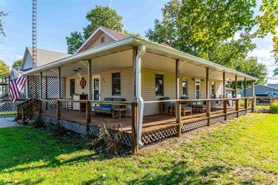 720 N Kickapoo St, Lincoln, IL 62656 - photo 3