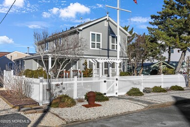 106 Surf Dr