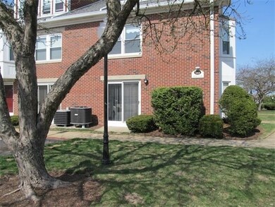 142 Quincy Shore Dr unit 156, Quincy, MA 02171 - photo 7