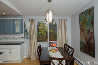718 E 74th-6