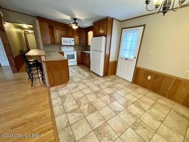 2531 Allegheny Dr, Blakeslee, PA 18610 - photo 6