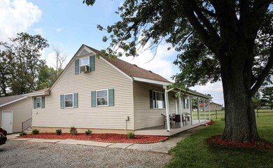 10420 Marion Center Rd, Hoagland, IN 46745 - photo 2