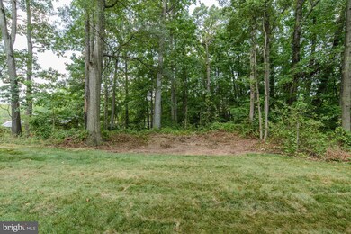 10038 Marguerita Ave, Glenn Dale, MD 20769 - photo 6