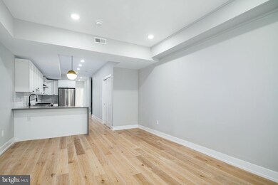2709 W Jefferson St unit 2, Philadelphia, PA 19121 - photo 5