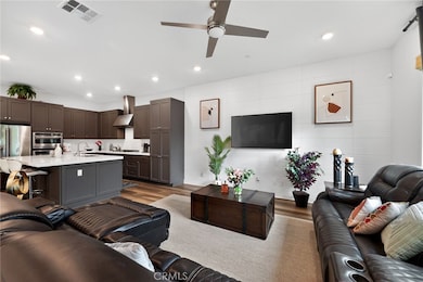 27508 N Feathery Cassia Way, Valencia, CA 91355 - photo 2