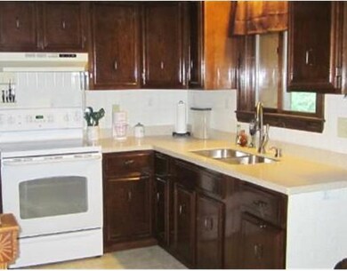 110 Jellerson Rd, Sanford, ME 04073 - photo 3