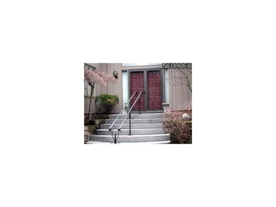 OPEN YOUR LUCKY RED DOOR! WALDEN OFFERS GOLF, DINI