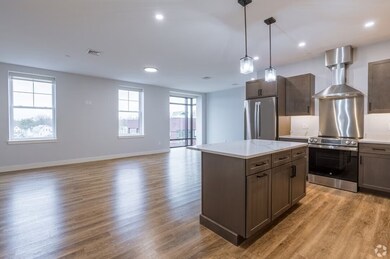 21 Summer St unit 303, Natick, MA 01760 - photo 3