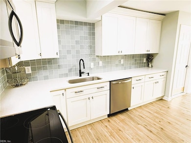 Quartz Counter Tops, High End Stainless Steel Appliances, Ceramic Tile Backsplash