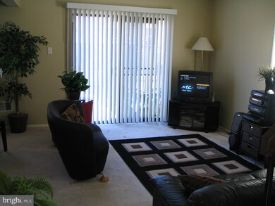 1907 Cavalier Cir, Crofton, MD 21114 - photo 4