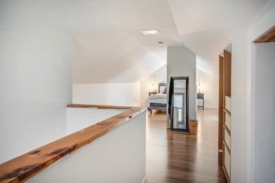 138 Battle St, Webster, NH 03303 - photo 6