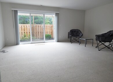 42 Alameda Ct, Eatontown, NJ 07724 - photo 5