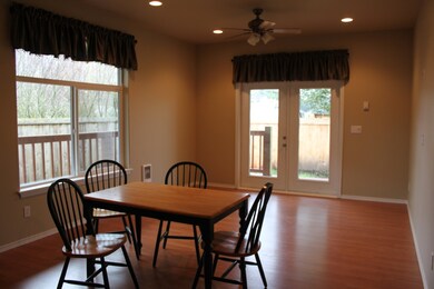 Family Room - Country Kitchen Style