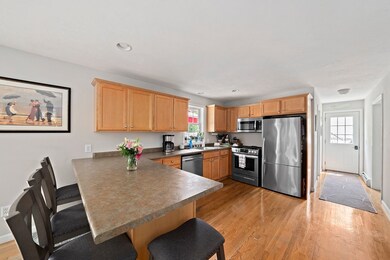 55 Liberty St, Plymouth, MA 02360 - photo 6